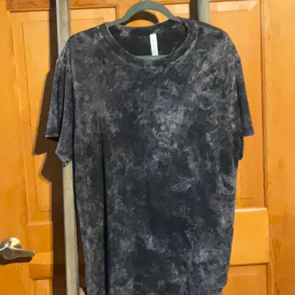 Lululemon top